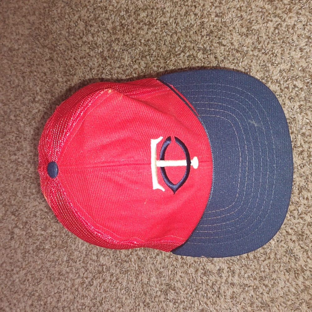 Vintage Yupoong Minnesota Twins Red Blue Trucker Mesh Snapback Hat OS